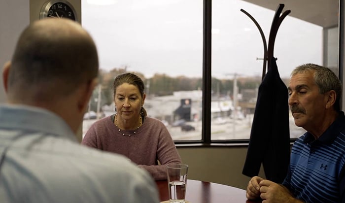 meetiong-with-clients-3